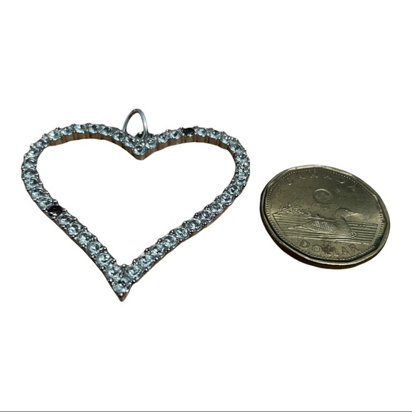 3/$15 Heart Rhinestone Pendant - Picture 2 of 2